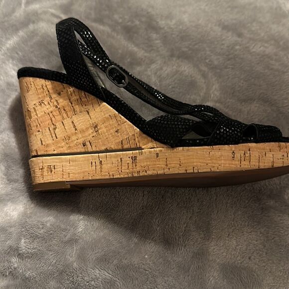 VERO Sparkle Wedge Sandal - Picture 5 of 5